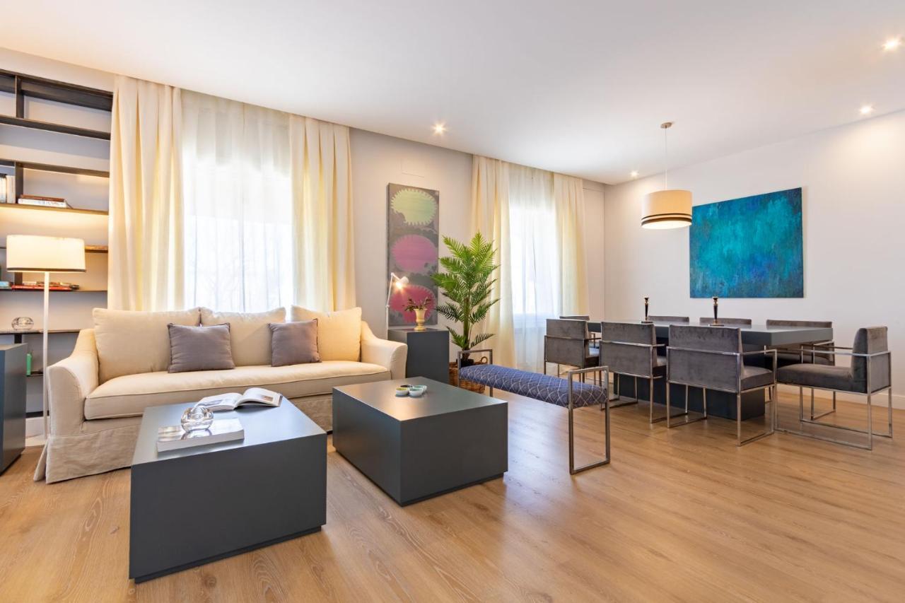 Plaza De Espana Deluxe Suites By Valcambre Sewilla Zewnętrze zdjęcie